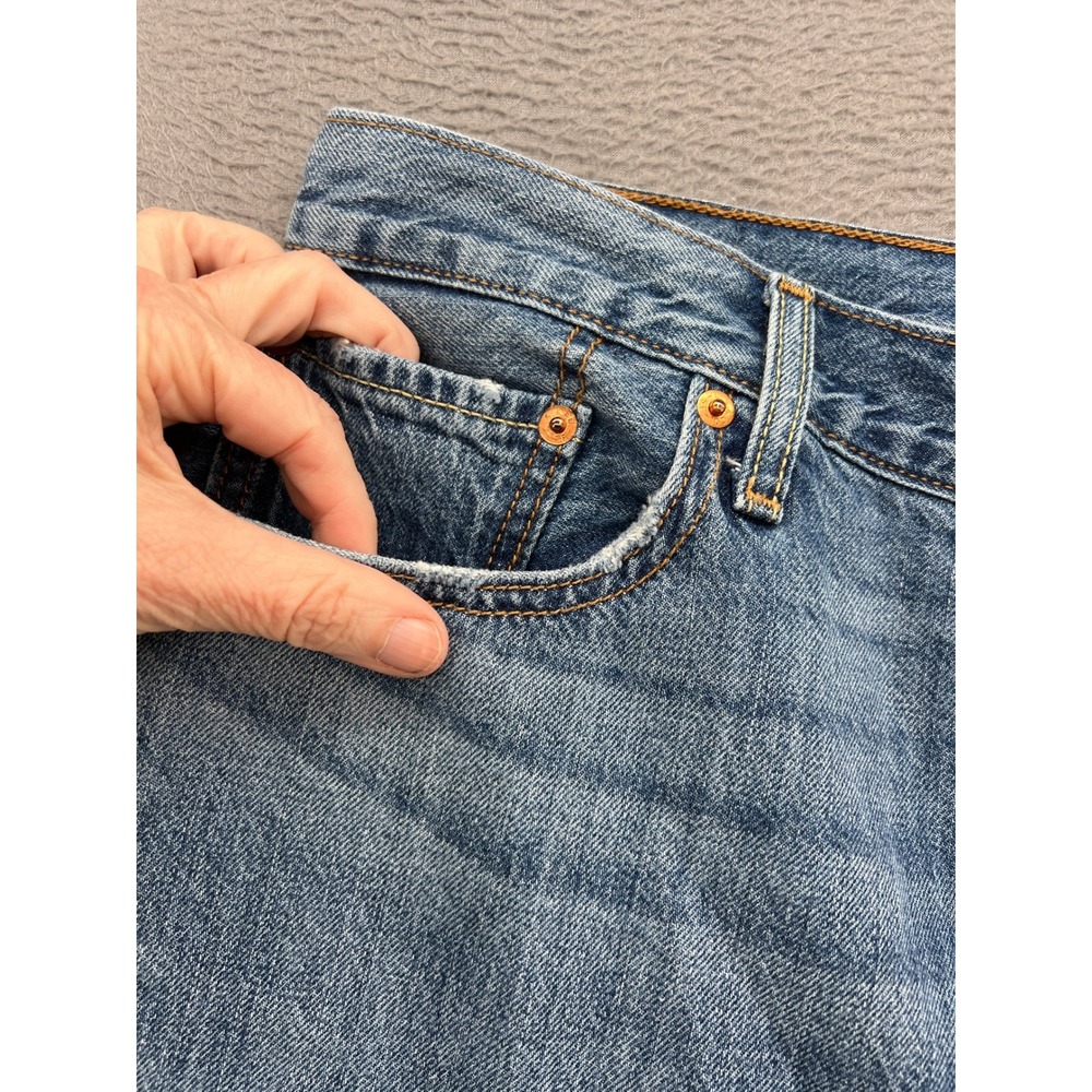 Levis 501 Original Fit Jeans Womens 32x32 Blue Distressed Button Fly Denim Pants - Picture 2 of 13